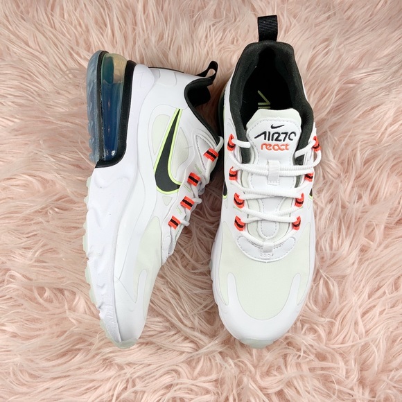 New Nike Women’s Air Max 270 React - Picture 3 of 8